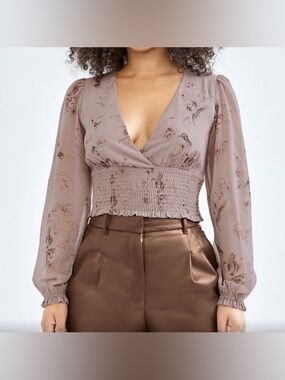 Aritzia Wilfred Sheer Mauve Floral Genoa Blouse Top Medium Cottagecore Office